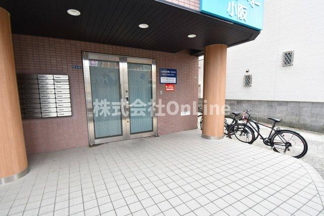 【エントランス】 | エイチ・ツーオー小阪