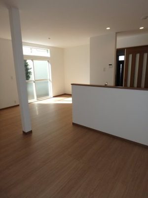 【居間・リビング】 | 鶴ヶ島市上広谷中古戸建