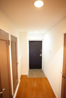 【玄関】 | キィーロックハウス | 玄関