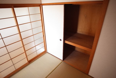 【収納】 | キィーロックハウス | 押入れ2