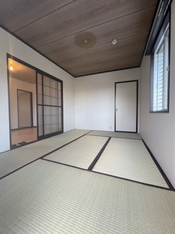 タウニー北春日丘C棟の寝室