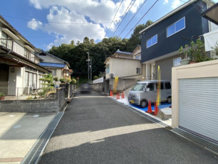 中古戸建　相田５丁目の前面道路含む現地写真