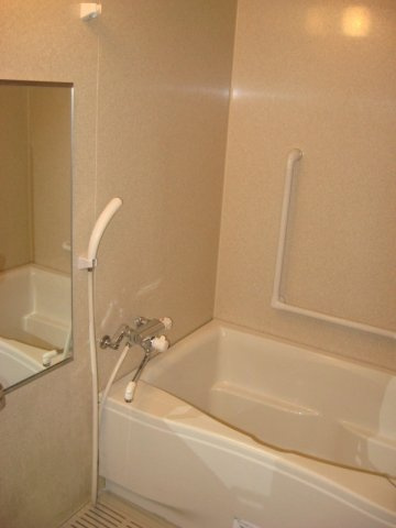 アルテール戸塚の浴室