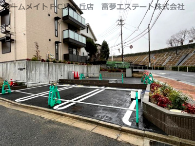 【駐車場】 | the park villa(ザパークヴィラ)狭山池