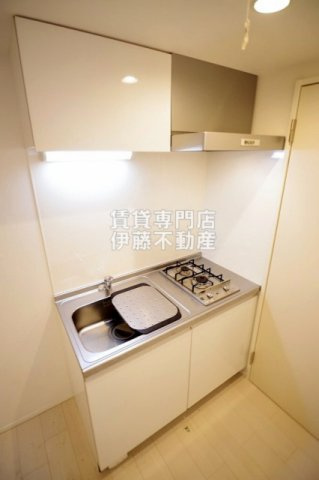 ディアコート浄心のキッチン|システムキッチン（二個口ガステーブル）