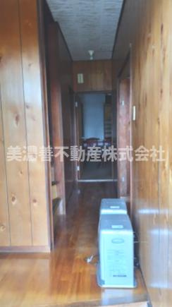 ６１７５６　本巣市仏生寺中古戸建ての内装