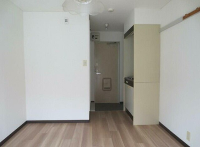 【居間・リビング】 | ブリティホワイトパレスⅡ