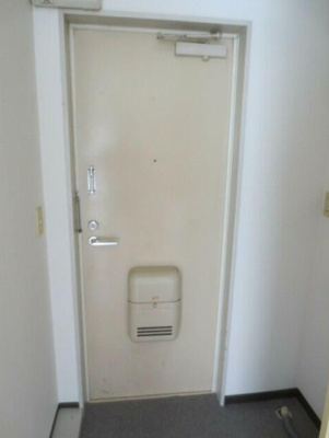 【玄関】 | ブリティホワイトパレスⅡ