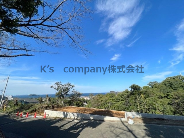 横須賀市桜が丘１丁目　建築条件無　売地　A区画の周辺|公園側からの外観写真です☆