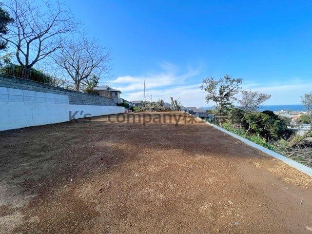 横須賀市桜が丘１丁目　建築条件無　売地　A区画の外観|外観写真です♪右手から海が一望できます☆