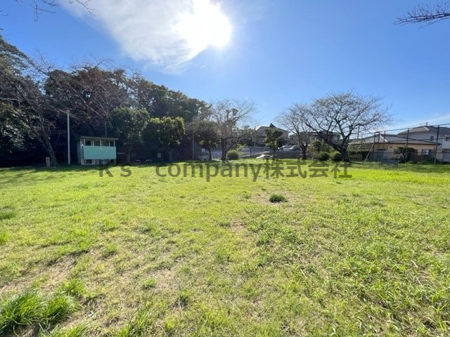 ■横須賀市桜が丘１丁目　建築条件無　売地　B区画■の周辺|広々とした公園です☆