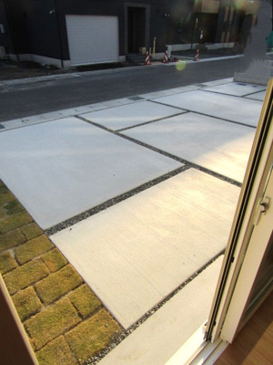 【駐車場】 | ブルーミングガーデン笛吹市春日居町鎮目2期　2号棟 | 駐車場の用意があります