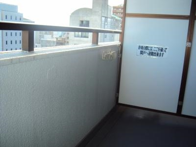 ライオンズマンション四条堀川のバルコニー