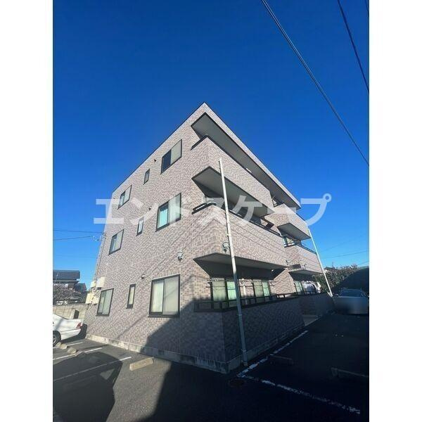 グリーンパークAyaの駐車場|高崎、前橋エリアのお部屋探しはエンドスケープまで！お客様の理想お聞かせ下さい♪