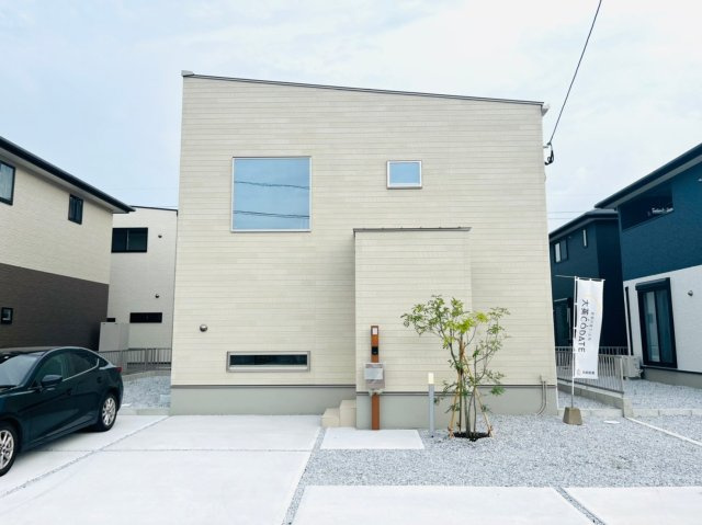 ★★ーthe parkーザパークー行橋市行事の外観|ホワイトベースの都会的なデザイン♪【行橋市　新築戸建て】