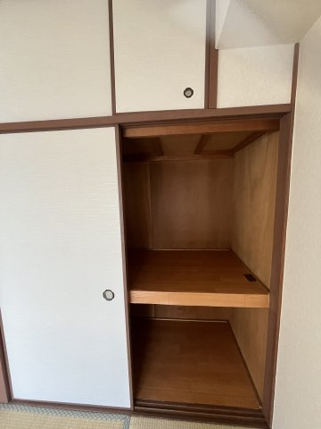 山田ビルの収納|大きなものも収納できそうです