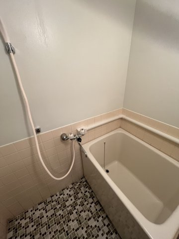 山田ビルの浴室|日々の疲れを癒すお風呂付です