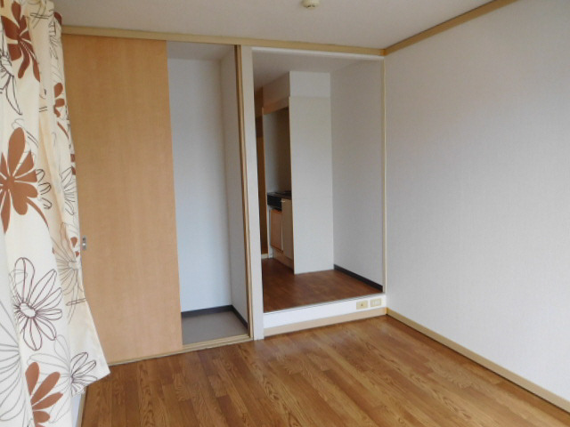 JOHNANハイツの居間・リビング