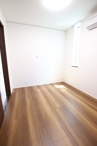 コンフォートKの洋室