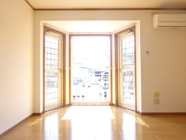 明石市大久保町松陰のアパートの子供部屋