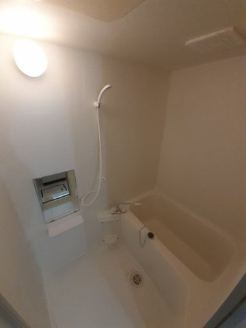 明石市大久保町松陰のアパートの浴室
