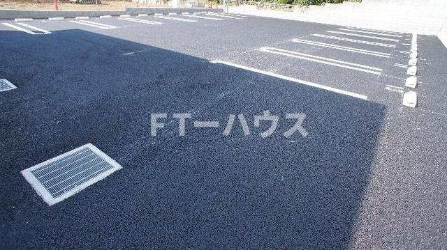 ラ・ルーチェの駐車場|駐車場