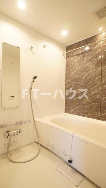 ラ・ルーチェの浴室|バス