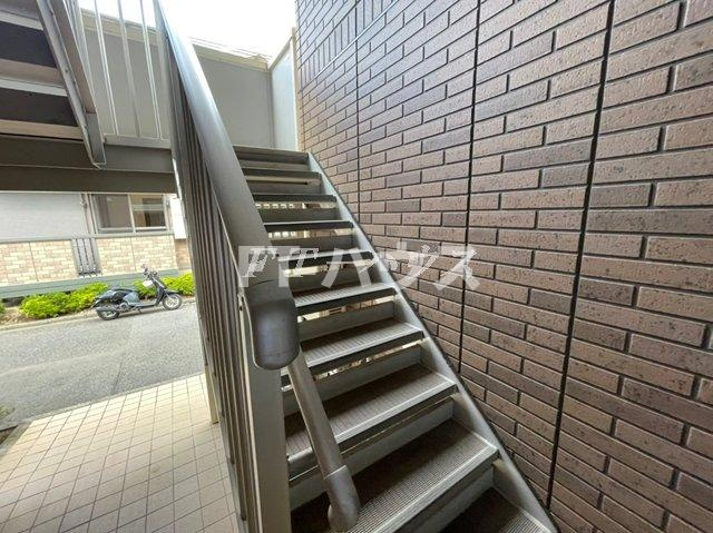 習志野市東習志野３丁目のアパートのバルコニー