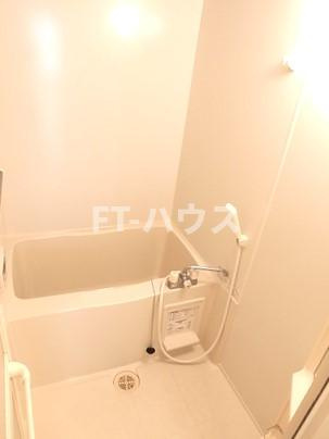 習志野市東習志野３丁目のアパートの浴室