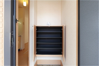 【玄関】 | ウェールス