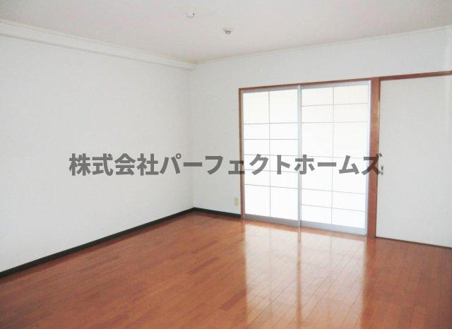 第2ミハマハイツの居間・リビング|居間です