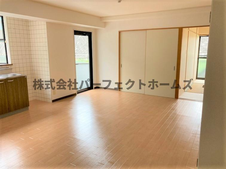 第2ミハマハイツのエントランス|落ち着いたエントランスです