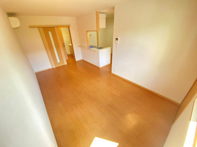 【居間・リビング】 | COMFORT FLATS 曽根東町