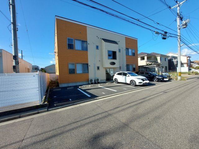 メモワール坂井東（1棟アパート）の外観