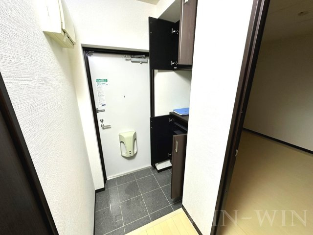 セレーノ小鷹野の玄関