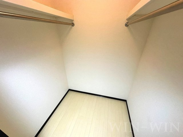 セレーノ小鷹野の収納