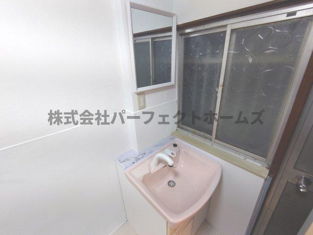 池田西町テラスハウス賃貸の独立洗面台|独立洗面化粧台付き