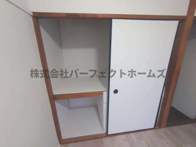 池田西町テラスハウス賃貸の収納|専用の収納スペースです