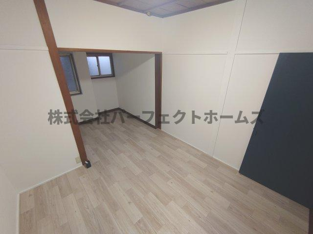 池田西町テラスハウス賃貸の洋室|広々とした洋室です