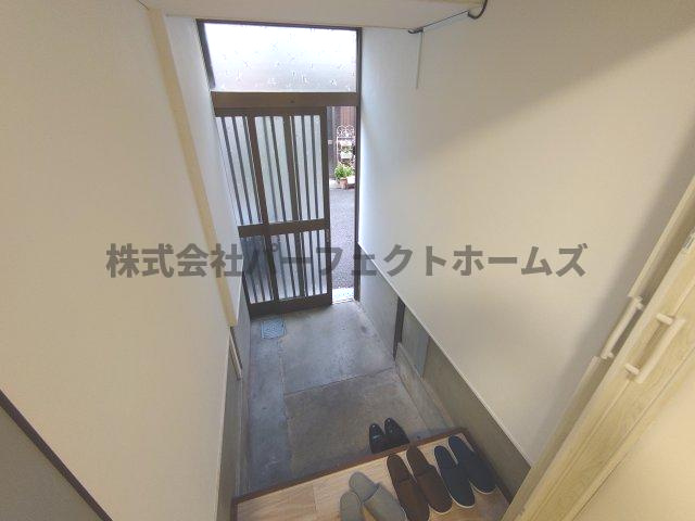 池田西町テラスハウス賃貸の玄関|玄関です
