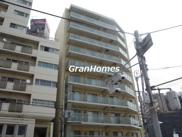YKハイツ西明石Ⅱの外観