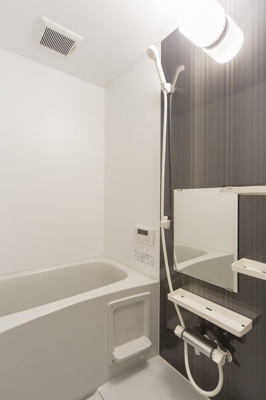 【浴室】 | CROSS AVENUE春日 | 別号室の写真になります。現況優先。