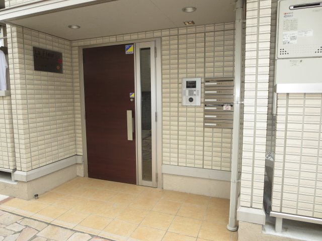 ラ・フルールのエントランス