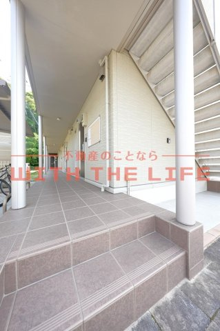 プログレスⅠ【10，000円キャッシュバック対象物件】のエントランス|ゆとりのあるエントランスです