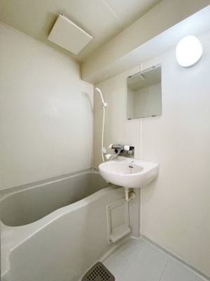 【浴室】 | グランレーヴ大橋 | 別号室の写真になります。現況優先。