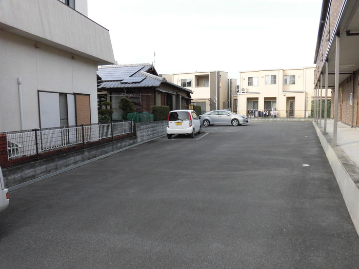 セジュールさくらの駐車場