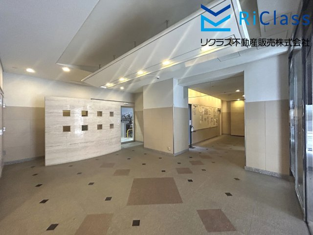 アスタビア新長田駅前通のエントランス|落ち着いたエントランスです