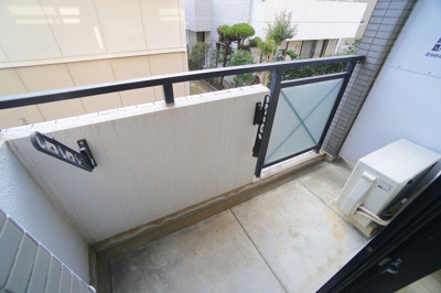 【バルコニー】 | エステートモア大橋 | 別号室の写真になります。現況優先。