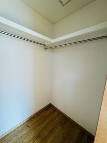 広島市安佐南区相田5丁目　新築一戸建ての洋室|大容量ウォークインクローゼット