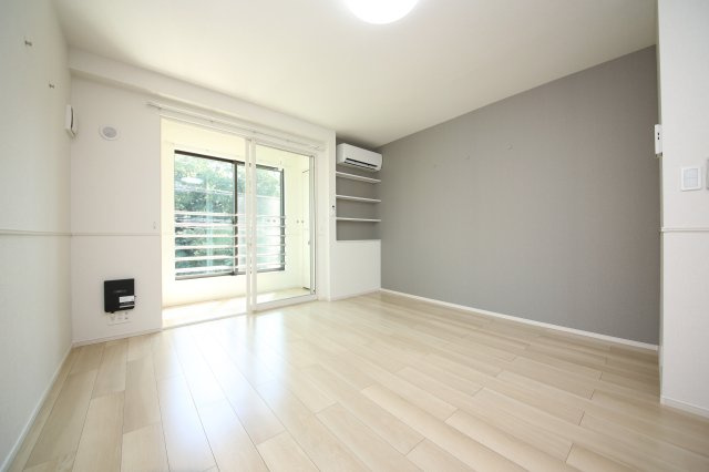 クレアガーデン大高台の居間・リビング